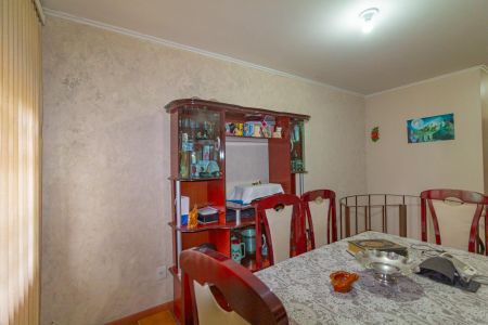 Casa à venda com 254m², 4 quartos e 5 vagas Casa à venda com 254m², 4 quartos e 5 vagasSala de Jantar