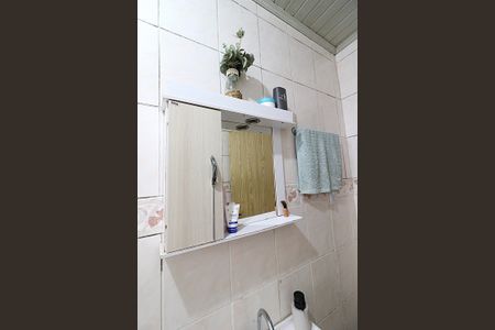 Casa à venda com 300m², 2 quartos e 2 vagasBanheiro