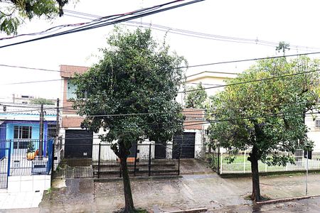 Casa à venda com 300m², 2 quartos e 2 vagasVista da Janela do Quarto 1