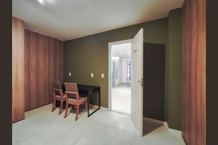 Apartamento à venda com 34m², 1 quarto e 1 vagaÁrea comum