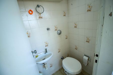 Apartamento para alugar com 75m², 2 quartos e 1 vagaBanheiro de Serviço