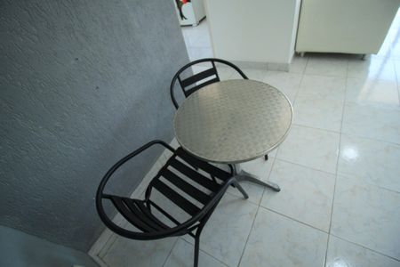 Apartamento para alugar com 75m², 2 quartos e 1 vagaSala