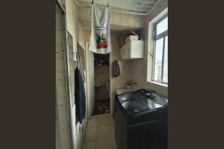 Apartamento à venda com 70m², 3 quartos e 1 vagaÁrea de Serviço