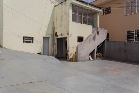 Casa à venda com 150m², 2 quartos e 10 vagasQuintal / Garagem