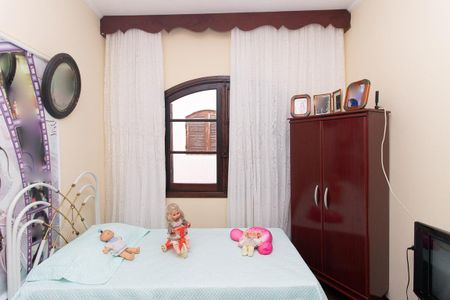 Casa à venda com 175m², 3 quartos e 4 vagasQuarto 2