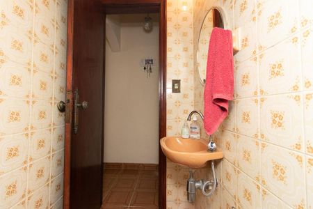 Casa à venda com 175m², 3 quartos e 4 vagasLavabo