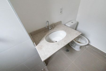Apartamento à venda com 84m², 2 quartos e 1 vagaBanheiro da suíte