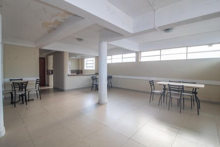 Apartamento à venda com 70m², 2 quartos e sem vagaÁrea comum - Salão de festas