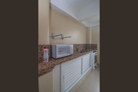 Apartamento à venda com 70m², 2 quartos e sem vagaÁrea comum - Salão de festas