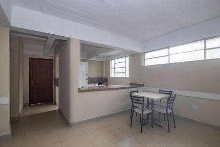 Apartamento à venda com 70m², 2 quartos e sem vagaÁrea comum - Salão de festas