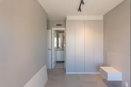 Apartamento à venda com 58m², 2 quartos e 1 vaga Apartamento à venda com 58m², 2 quartos e 1 vagaSuíte