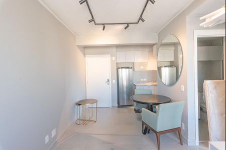 Apartamento à venda com 58m², 2 quartos e 1 vaga Apartamento à venda com 58m², 2 quartos e 1 vagaSala
