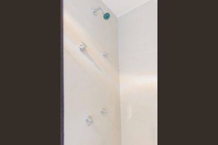 Apartamento à venda com 58m², 2 quartos e 1 vaga Apartamento à venda com 58m², 2 quartos e 1 vagaBanheiro Social