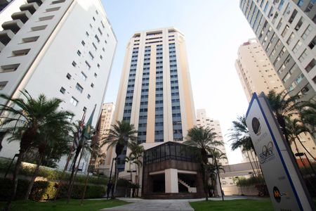 Apartamento para alugar com 35m², 1 quarto e 1 vagaFachada