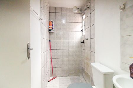 Apartamento à venda com 45m², 2 quartos e 1 vaga Apartamento à venda com 45m², 2 quartos e 1 vagaBanheiro Social