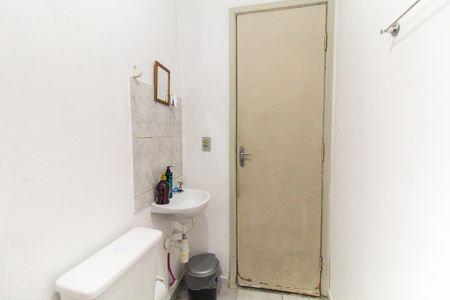 Apartamento à venda com 45m², 2 quartos e 1 vaga Apartamento à venda com 45m², 2 quartos e 1 vagaBanheiro Social