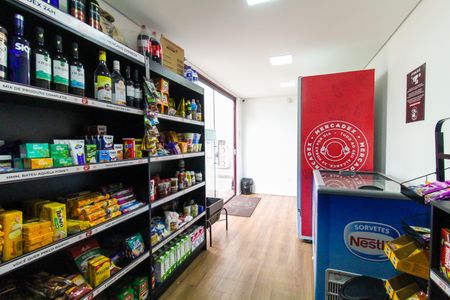 Apartamento à venda com 45m², 2 quartos e 1 vaga Apartamento à venda com 45m², 2 quartos e 1 vagaÁrea comum - Mercado