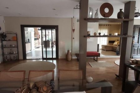 Casa à venda com 4 quartos, 373m² em Jardim Lar Sao Paulo, São Paulo