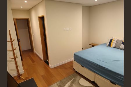 Casa à venda com 318m², 4 quartos e 6 vagas