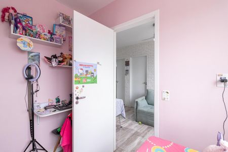 Quarto 1 de casa para alugar com 2 quartos, 33m² em Vila Pierina, São Paulo