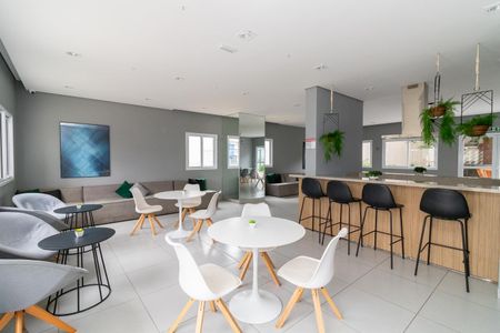 Casa para alugar com 33m², 2 quartos e sem vagaÁrea comum - Salão de festas