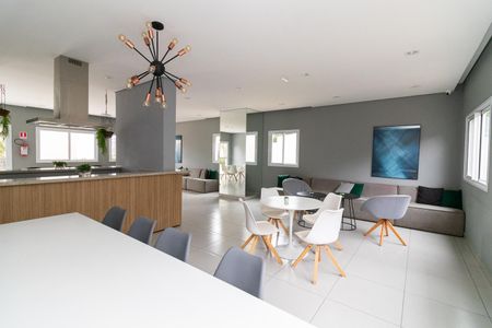 Casa para alugar com 33m², 2 quartos e sem vagaÁrea comum - Salão de festas