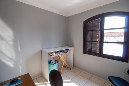 Casa à venda com 128m², 3 quartos e 2 vagas Casa à venda com 128m², 3 quartos e 2 vagasQuarto 2