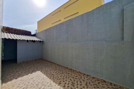 Casa de condomínio para alugar com 89m², 2 quartos e 1 vaga Casa de condomínio para alugar com 89m², 2 quartos e 1 vagaQuintal