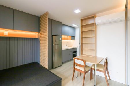 Studio de kitnet/studio para alugar com 1 quarto, 25m² em Vila Cordeiro, São Paulo