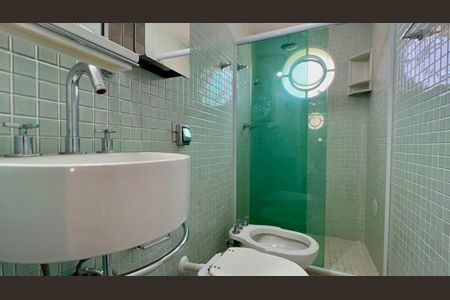 Apartamento à venda com 105m², 3 quartos e 1 vagaBanheiro da Suíte