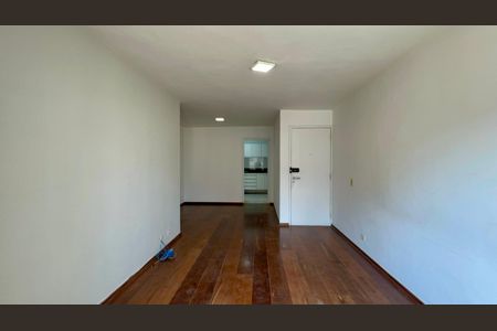 Apartamento à venda com 105m², 3 quartos e 1 vagaSala