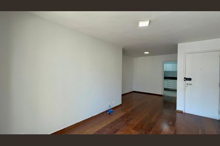 Apartamento à venda com 105m², 3 quartos e 1 vagaSala