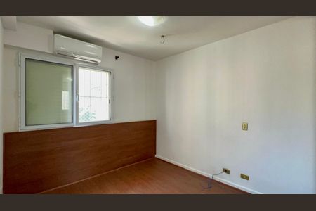 Apartamento à venda com 105m², 3 quartos e 1 vagaSuite