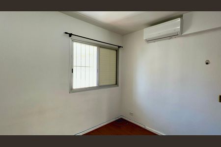 Apartamento à venda com 105m², 3 quartos e 1 vagaQuarto 2