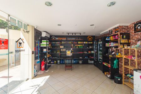 Apartamento para alugar com 55m², 2 quartos e 1 vagaMini Mercado