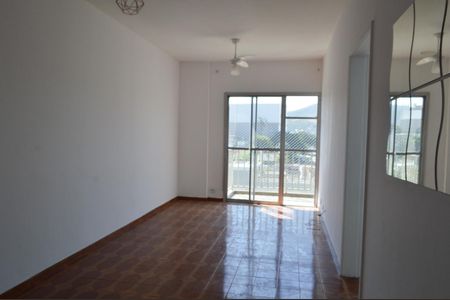 Sala de apartamento para alugar com 2 quartos, 79m² em Taquara, Rio de Janeiro