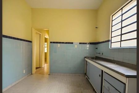 Casa à venda com 3 quartos, 300m² em Campo Belo, São Paulo