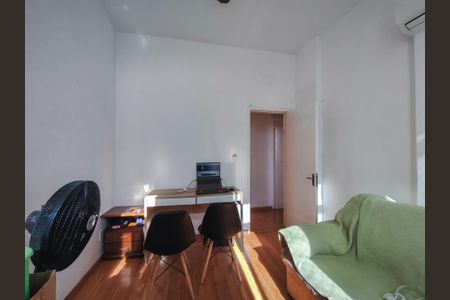 Apartamento à venda com 61m², 2 quartos e 1 vagaQuarto