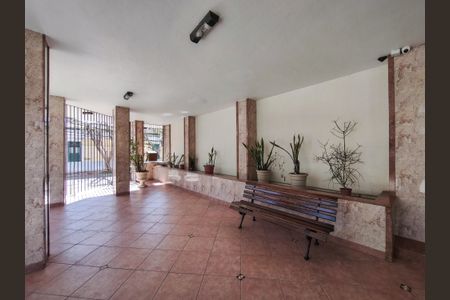 Apartamento à venda com 61m², 2 quartos e 1 vagaFachada e portaria