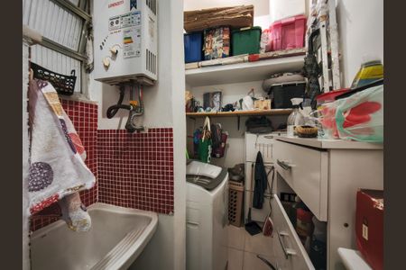 Apartamento à venda com 61m², 2 quartos e 1 vagaÁrea de Serviço