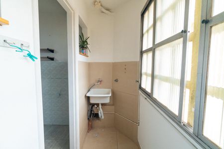 Apartamento à venda com 60m², 2 quartos e 1 vagaÁrea de Serviço