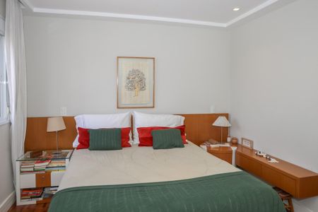 Apartamento à venda com 136m², 3 quartos e 3 vagasSuíte 1