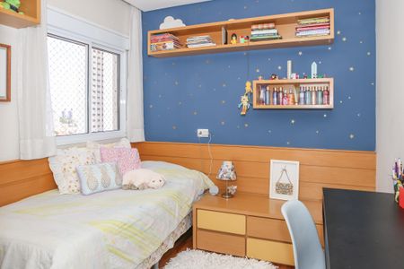 Apartamento à venda com 136m², 3 quartos e 3 vagasSuíte 2