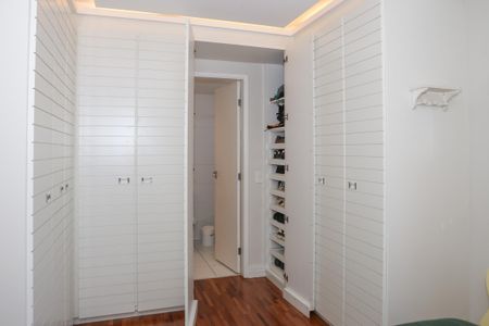 Apartamento à venda com 136m², 3 quartos e 3 vagasSuíte 1