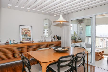 Sala de apartamento à venda com 3 quartos, 136m² em Pompeia, São Paulo