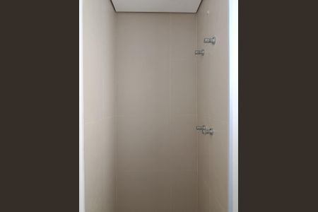 Banheiro de kitnet/studio à venda com 1 quarto, 44m² em Sumarezinho, São Paulo