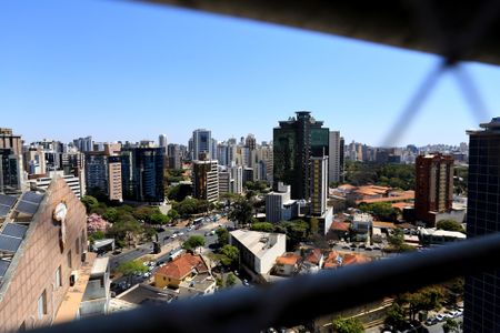 Apartamento para alugar com 200m², 3 quartos e 3 vagasVista da Sala 2