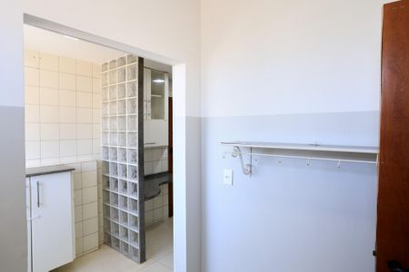 Apartamento para alugar com 200m², 3 quartos e 3 vagasQuarto de Serviço