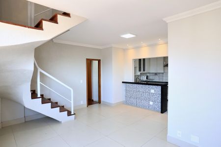 Sala 1 de apartamento para alugar com 3 quartos, 200m² em Funcionários, Belo Horizonte