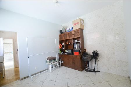 Casa à venda com 360m², 3 quartos e 4 vagas Casa à venda com 360m², 3 quartos e 4 vagasQuarto da Edícula